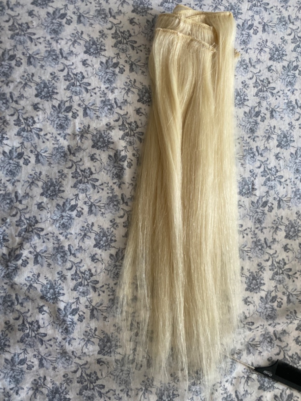 Hair extensions - Picture 4 of 8